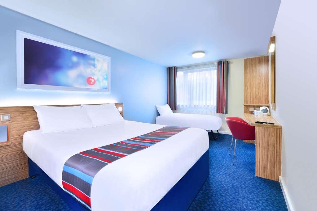Travelodge High Wycombe Central Zimmer foto